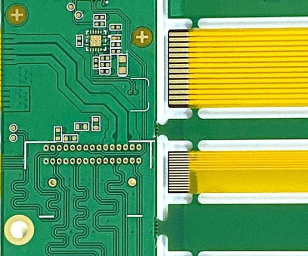 Kaksikerroksinen Single Side Rigid-flex PCb